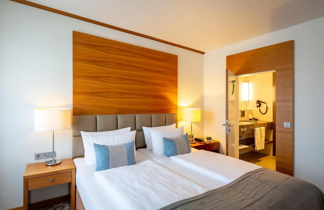 Golden Tulip Berlin Hotel Hamburg-1