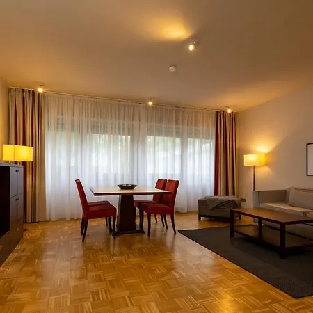 Golden Tulip Berlin Hotel Hamburg-3